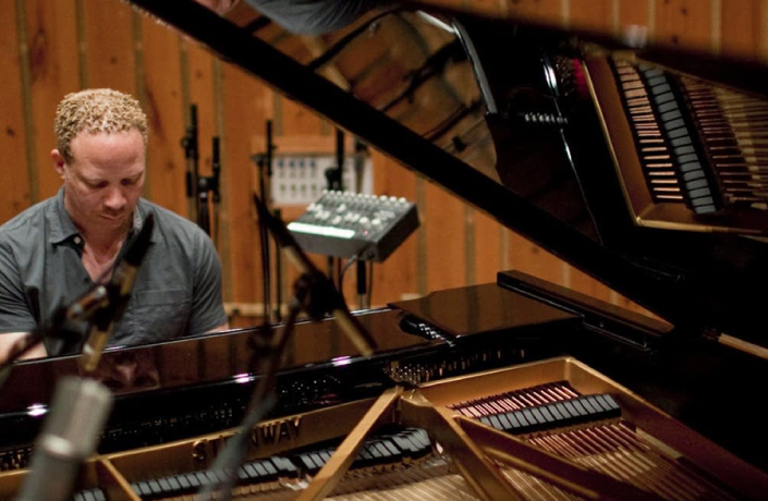 An image of Craig Taborn