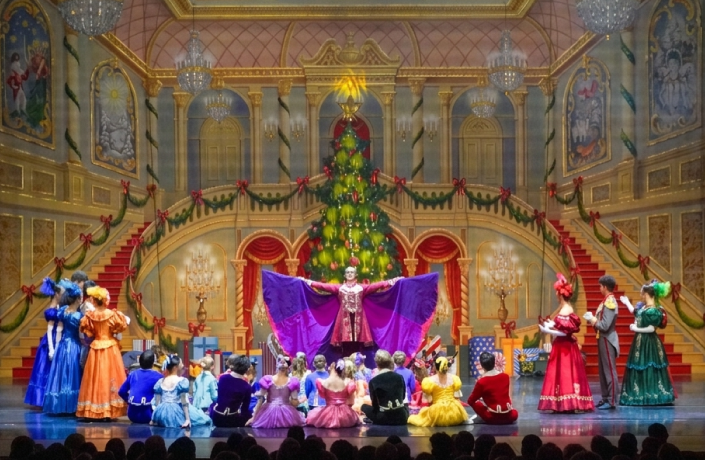 Nutcracker Magical Christmas Ballet